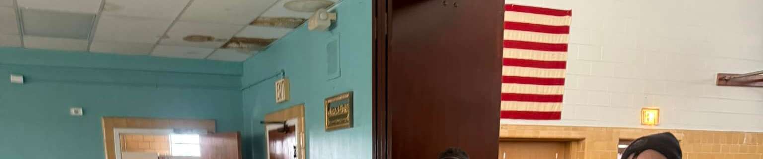 Click to show or hide the buttons